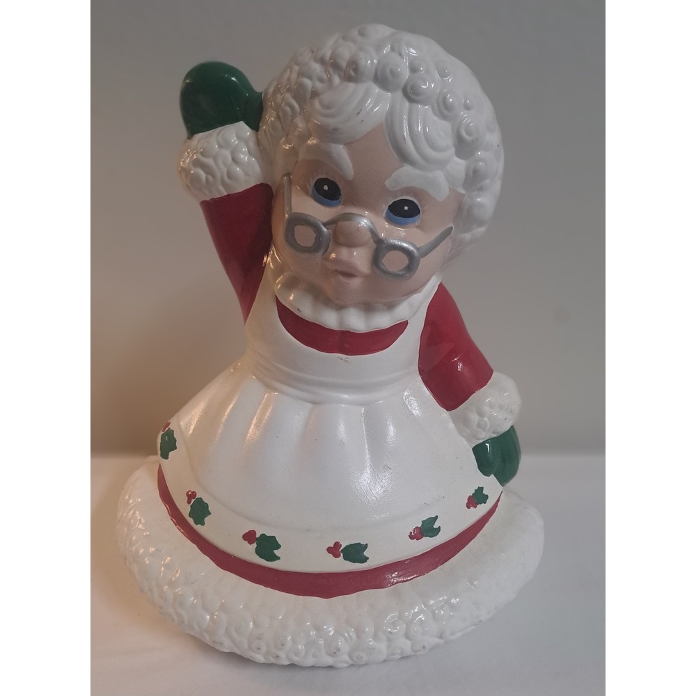 Vintage 1998 Hand Painted Mrs. Claus Waving Christmas 13" Figurine Decoration